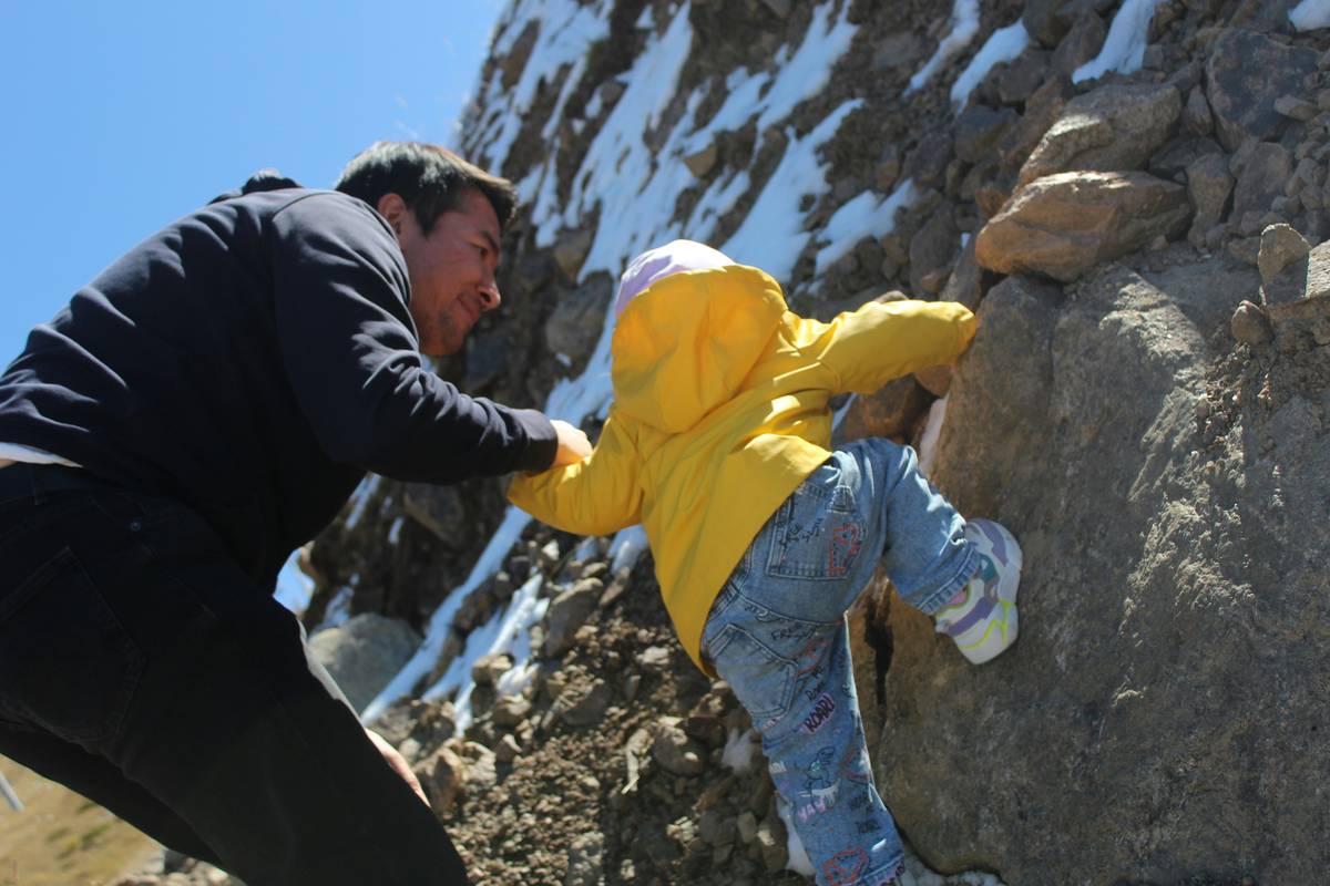 Secure Climb Harness for Children: The Ultimate Guide to Safety and Fun